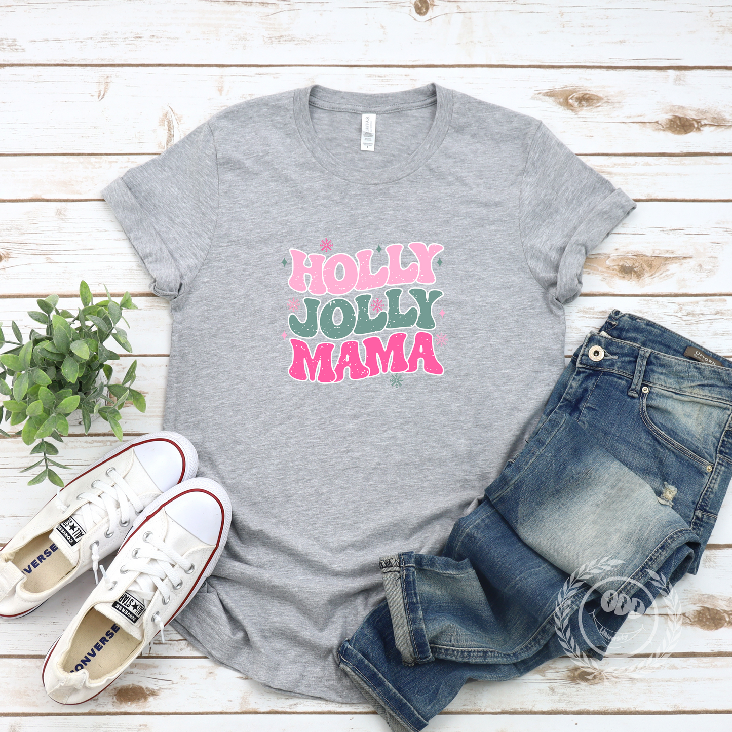 Holly Jolly Mama Tee
